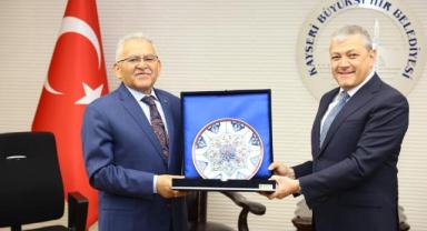 Kardeş Azerbaycan Heyetinden Başkan Büyükkılıç'a Ziyaret