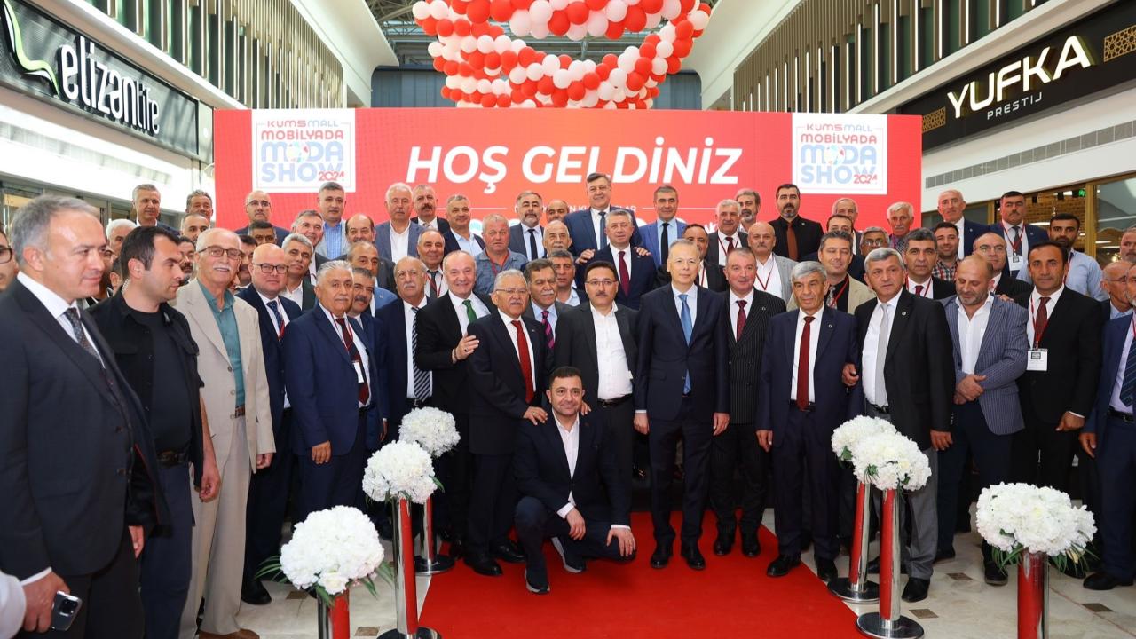 Kumsmall AVM Moda Show 2024 açılışı yapıldı