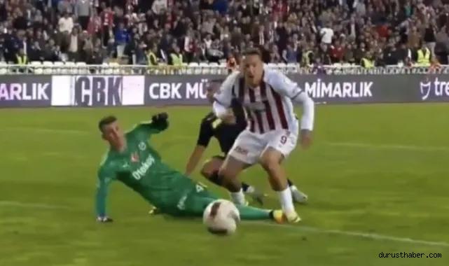 Sivasspor, Fenerbahçe karşısında son dakikada penaltı kazandı