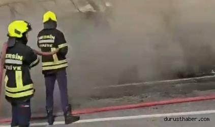 TIR’ın dorsesi küle döndü