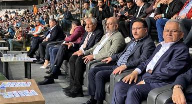 Vali Çiçek ve Başkan Büyükkılıç, Kayserispor'u Adana'da yalnız bırakmadı!