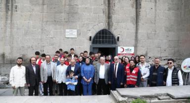 “Yeni Projelerimizle Gençlerimize Fırsat Vereceğiz”