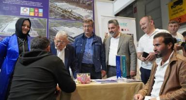 AK Parti Kayseri İl Başkanı Fatih Üzüm, İstihdam Fuarını Ziyaret Etti