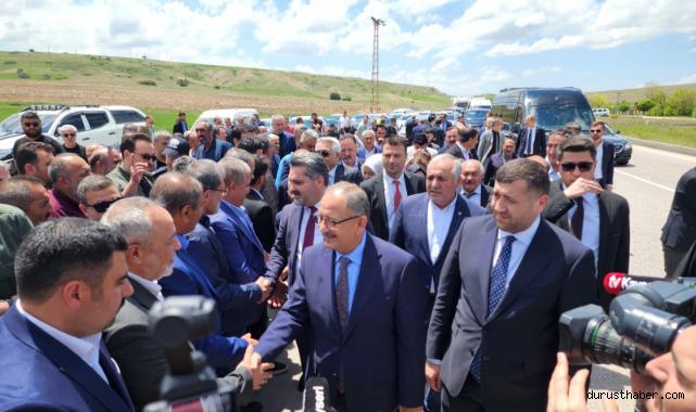 Bakan Özhaseki’den Pınarbaşı esnafına ziyaret
