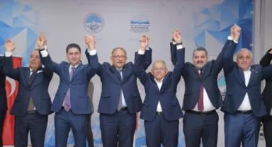 Bakan Özhaseki: “Tek derdimiz bu ülkeye hizmet etmek”