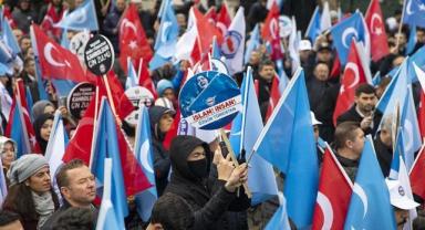 Doğu Türkistan için verilen önergeye MHP ve AK Parti'den RED!