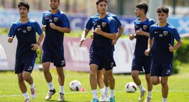 Kayserispor yarınki maç için Sivas'a hareket etti