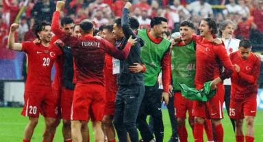 Çekya - Türkiye maçının ilk 11'leri