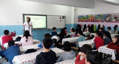 Devamsızlıktan kalan öğrencilere af var mı? MEB'dan beklenen açıklama: Binlerce öğrenciyi ilgilendiriyor