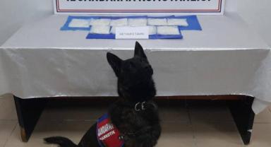 İp topu makarasına uyuşturucu saklayan 2 kişi yakalandı