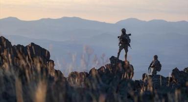 Irak ve Suriye'nin kuzeyinde 10 PKK'lı terörist etkisiz hale getirildi