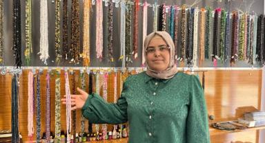 KAYMEK’te eğitim gördü; kendi doğal taş işletmesini açtı