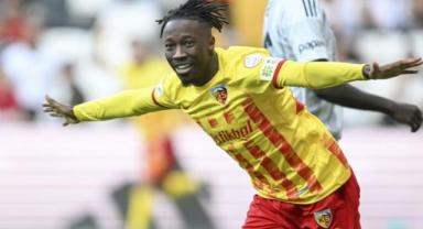 Kayserispor’da Carlos Mane’nin sözleşmesi 2+1 yıllığına uzatıldı