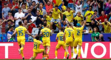 Romanya, Ukrayna'yı üç golle geçti