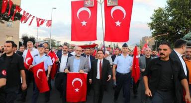 15 Temmuz Şehit ve Gazileri için 'Zafer Yürüyüşü' düzenlendi