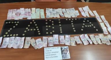 Dilencinin koltuk değneğinin içinden 7 bin TL çıktı