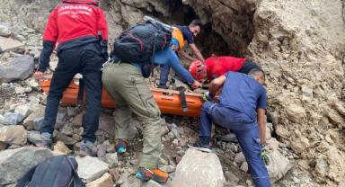 Erciyes Dağı’nda mahsur kalan dağcılar kurtarıldı