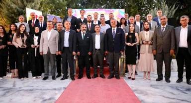 Kayseri Gazeteciler Cemiyetinde Ödüller Sahiplerini Buldu