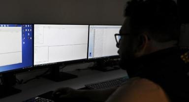 MASAK, FETÖ/PDY'nin mali yapılanmasının izini yurt dışında da sürüyor