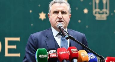 Gençlik ve Spor Bakanı Osman Aşkın Bak, olimpiyatlardaki sonuçları değerlendirdi