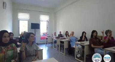 KAYMEK’in Türk İşaret Dili Kursu Katılımcılardan Tam Not Aldı