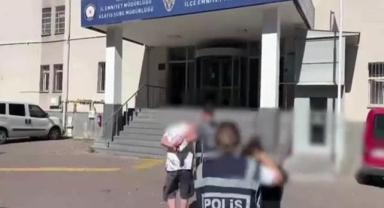 Kesinleşmiş hapis cezasıyla aranan 2 firari yakalandı