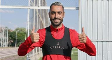 Sivasspor'un kaptanlarından Uğur, sezondan umutlu