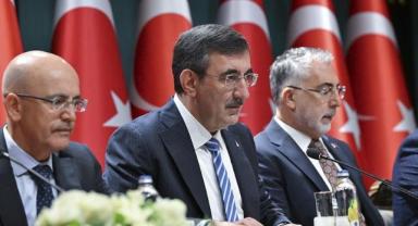 Cumhurbaşkanı Yardımcısı Yılmaz: Orta Vadeli Programın amacı, enflasyonun tek haneye düşürülmesidir