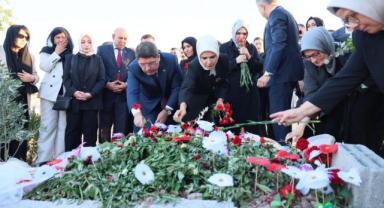 Vekil Böhürler ve bakanlar Narin’in kabrini ziyaret etti 