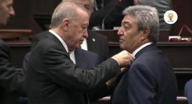 AK Parti Grup Toplantısı'na Katılan Başkan Büyükkılıç, Milletvekili Ataş'ı Tebrik Etti