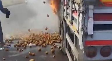 Pınarbaşı’nda patates yüklü TIR dorsesi yandı