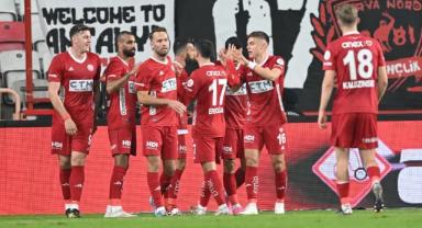 Antalyaspor, evinde Sivasspor'u mağlup etti