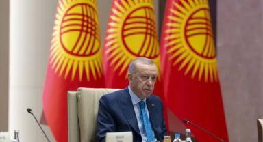 Cumhurbaşkanı Erdoğan Kırgızistan'da: 19 anlaşma imzalandı