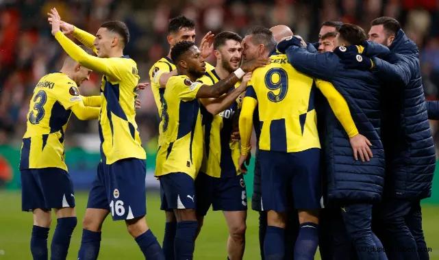 Fenerbahçe, Slavia Prag'ı deplasmanda devirdi