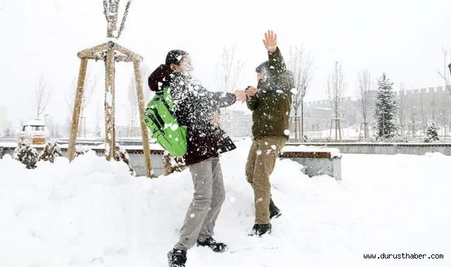 Kar yağışı nedeniyle eğitime ara verilen iller