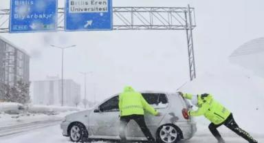 Kışın karlı yollarında dikkat edilmesi gerekenler