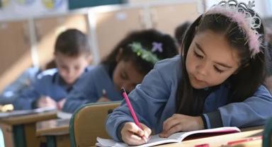 Okullarda ilk ara tatil için son ders zili yarın çalacak