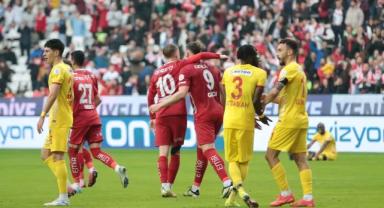 Antalyaspor, Kayserispor'u iki golle geçti