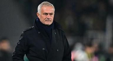 Fenerbahçe Teknik Direktörü Mourinho, operasyon geçirdi