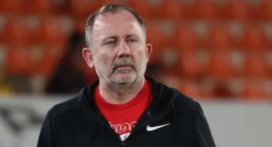 Sergen Yalçın'dan Beşiktaş'a ilk cevap: Kafamda çözülmesi gereken şeyler var