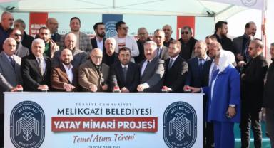 Altınoluk'ta yatay mimarinin temelleri atıldı