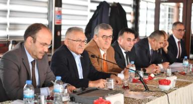 Başkan Büyükkılıç’tan Kurmaylarıyla 2025 Yatırım Toplantısı