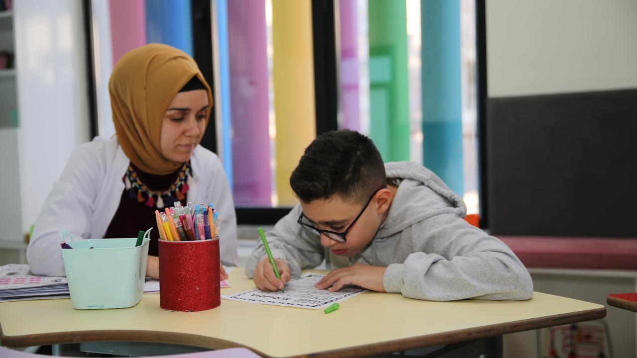 Büyükşehir’in Engelsiz Çocuk Evi, Takdir Topluyor