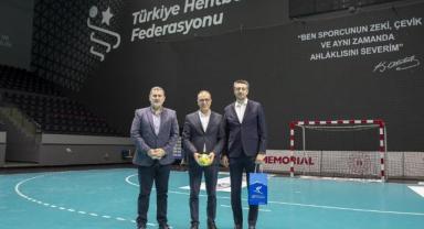  Erciyes’te Kar Hentbolu Heyecanı