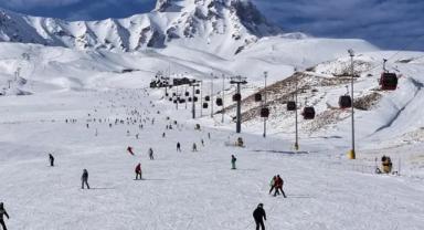 Erciyes'te kayak yaparken düşen Rus turist hayatını kaybetti