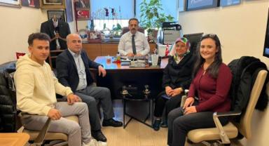 Kayseri’den Gelen Hemşerileri, Dr. Avşar Aslan’ı Ziyaret Etti