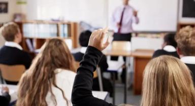 MEB, diğer ücretler ve genel gider adı altında ücret talep eden özel okulları uyardı