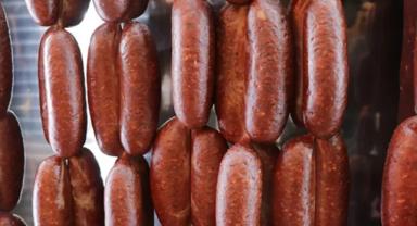 Bakanlık listeyi yeniledi! Sucukta at ve eşek eti