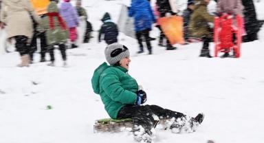 Bazı illerde kar yağışı dolayısıyla okullar tatil edildi