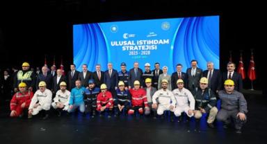 Cumhurbaşkanı Erdoğan: Üniversite öğrencileri için hazırladığımız İŞKUR Gençlik Programımızı devreye alıyoruz